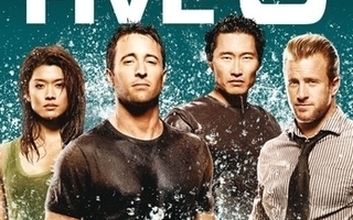 HAWAII FIVE-O 1 KAUSI	(52 761)	k	-FI-		DVD	(6)		2011	16h 30m