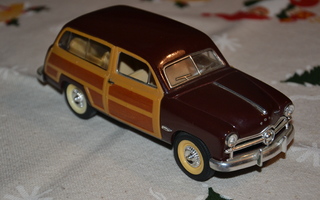 Ford Woody Wagon 1949  1/28