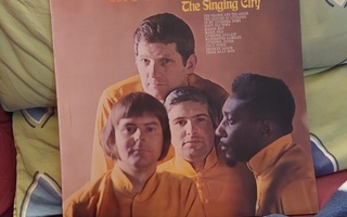 The Spinners: The Singing City LP