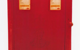Lontoon postilaatikko (isokok. muotoonleikattu kortti)