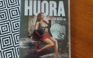 Huora (1991) awe