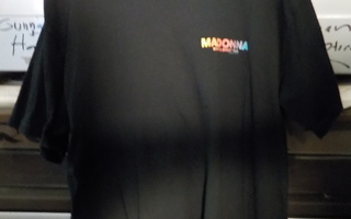 MADONNA - STICKY & SWEET TOUR 2008 T-SHIRT (W)