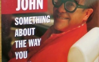 Elton John: SOMETHING ABOUT THE WAY YOU LOOK TONIGHT / I KNO