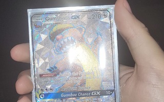 ULTRA RARE Gumshoos GX Full Art 145/149 - Sun & Moon