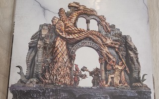 Warhammer Age of Sigmar Ophidian Archway (avaamaton)