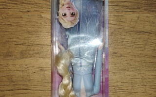 Frozen Elsa nukke, uusi