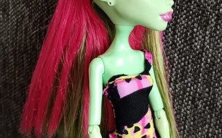 Monster High Doll Venus McFlytrap nukke