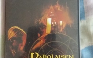 Paholaisen leikkimökki, DVD, sis. postikulut