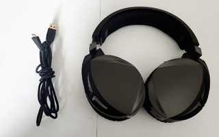 Asus Strix Fusion Wireless Headset kuulokkeet