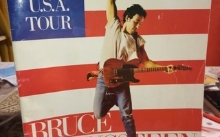 Kiertuekirja Bruce Springsteen BORN IN THE USA TOUR ( SIS PS