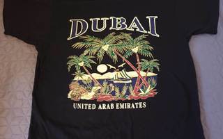 T-Paita: Dubai (United Arab Emirates) (L-Koko)