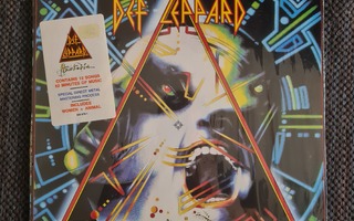 Def Leppard – Hysteria LP, muovi ja tarra päällä Canada 1987