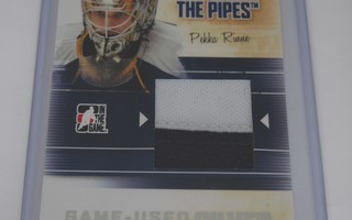 2010-11 ITG Silver jersey Pekka Rinne /30