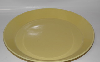 keltainen Arabia TEEMA lautanen... halk. 26 cm, useampia