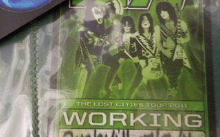 KISS - THE LOST CITIES TOUR ´11, WORKING BACKSTAGE PASSI