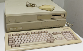 Commodore Amiga 2000 Rev 6.2