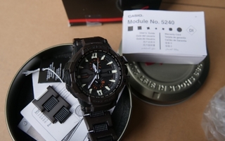 Casio G-Shock GWA1000 rannekello