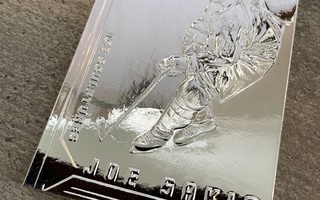 1999-00 Revolution Ice Sculptures #4 Joe Sakic