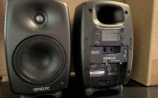 Genelec 8330A aktiivikaiuttimet + GLM bundle, musta