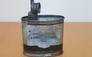 Humber oil company excelene lubricating oil