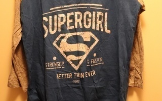 Supergirl pitkähihainen paita koko XXL