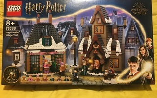 LEGO Harry Potter  Hogsmeade Village Visit 76388