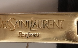 YSL musta Yves Saint Laurent meikkilaukku