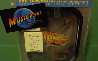 BACK TO THE FUTURE - FLUX CAPACITOR M/M- BLU-RAY BOKSI (W)