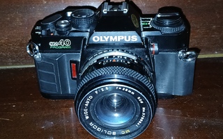 Olympus OM40