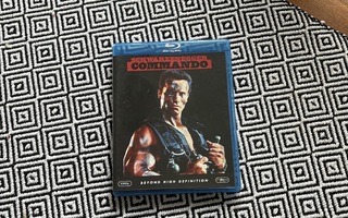 Commando (1985) Arnold Schwarzenegger