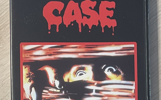 Basket Case (1982) Frank Henenlotterin kulttielokuva!