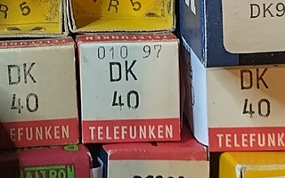 DK40 Paristo octode Telefunken NOS