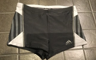 ADIDAS uikkarit koko n.152/158