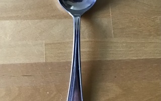 Hackman ruokalusikka ( n. 20 cm ) Sorsakosken leima