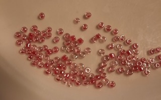 Siemenhelmi 700-1000 kpl pinkin punainen