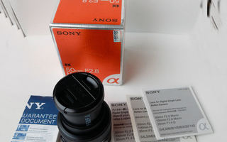 Sony 50 mm Macro objektiivi