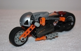 LEGO #8355 – Racers – H.O.T. Blaster Bike