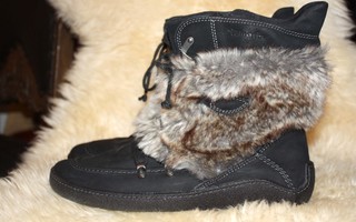 Talvinilkkurit 40 Tamaris musta nupukkia teddy kengät