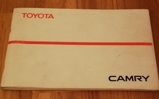 Toyota Camry 1988 omistajan käsikirja