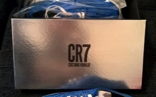 Uudet CR7 Cristiano Ronaldo kengät - koko 44