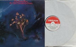 THE MOODY BLUES : ON THE THRESHOLD OF A DREAM