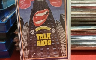 Talk radio (Oliver Stone - Showtime) VHS