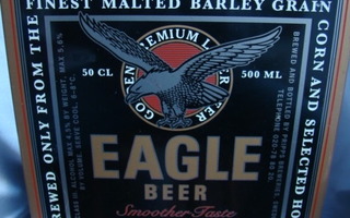 Vanha Eagle Beer peltikyltti, kaksipuolinen
