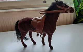 Barbien hevonen 1980-luvulta