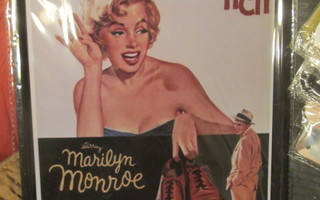 Peltikyltti Marilyn Monroe. Kesäleski mainos