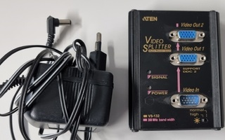 Aten VS-132 VGA jakaja muuntajalla