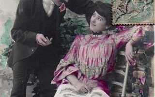 RAKKAUS / Tyttö sanomalehti sylissä, rakastunut mies 1900-l.