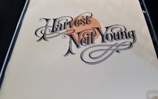 NEIL YOUNG : HARVEST