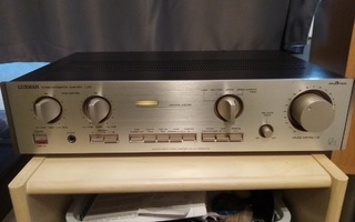 LUXMAN L-210 laatuvahvistin