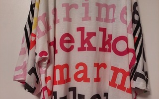 38 UUSI Marimekko x Adidas valkoinen teksti paita